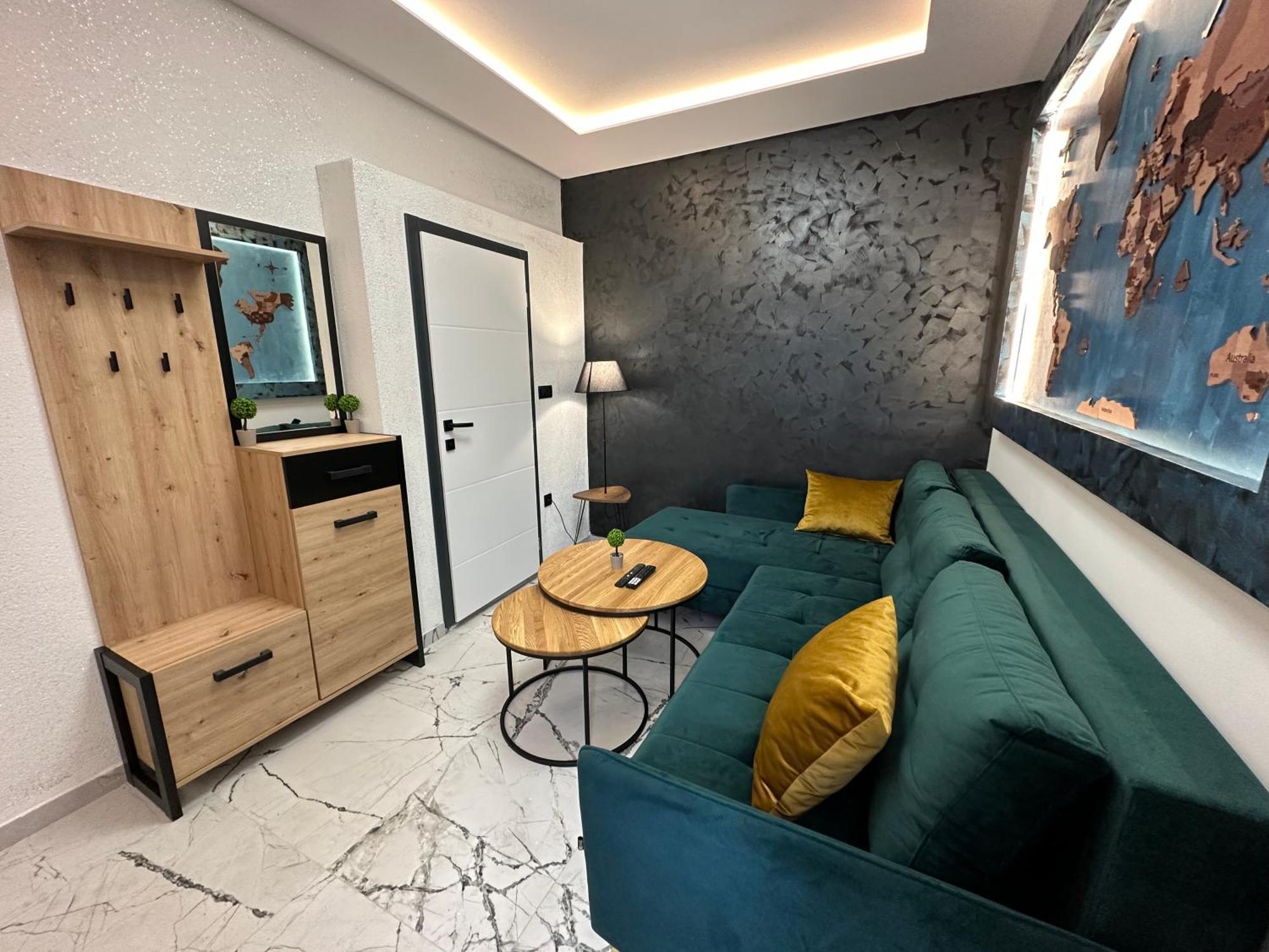 By Expert Bc Apartment *